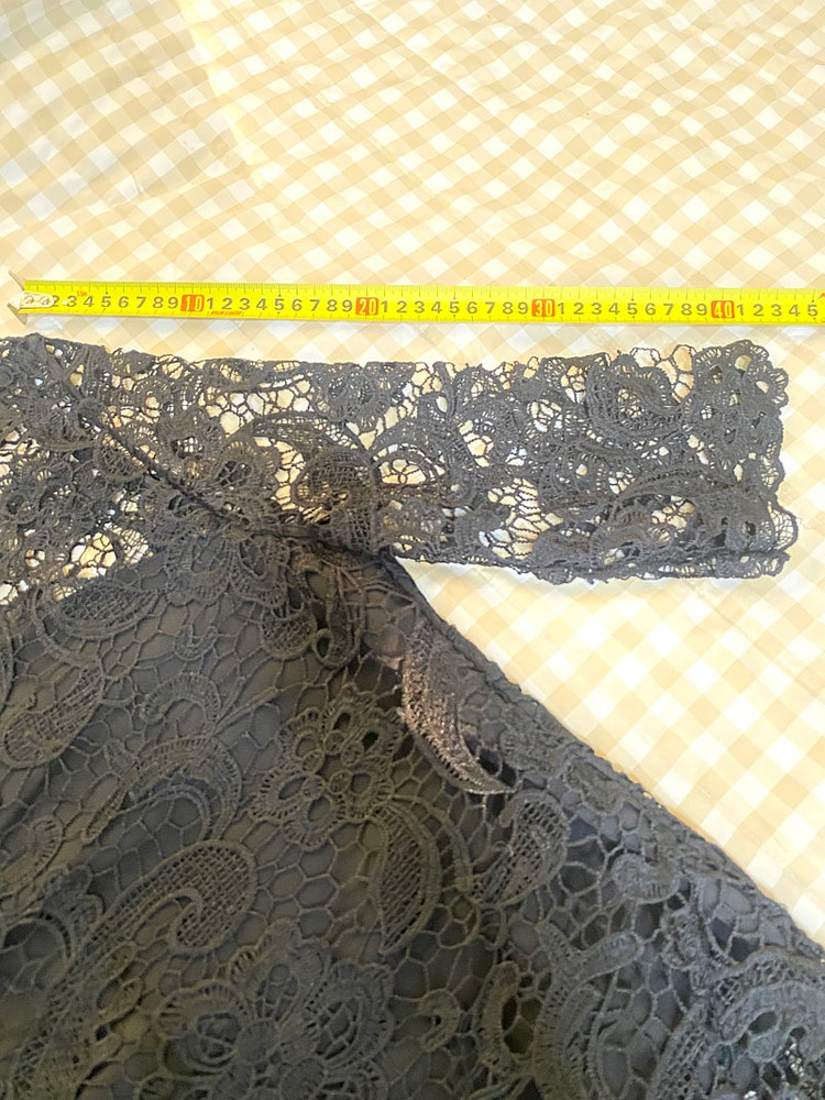 자라 레이스 블라우스 이미지