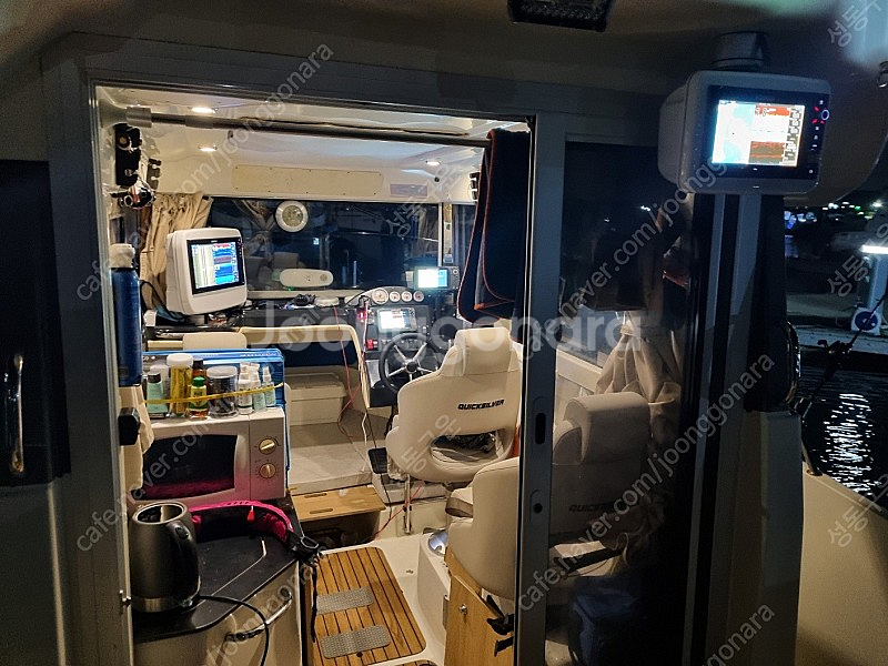 낚시보트 퀵실버 755--2