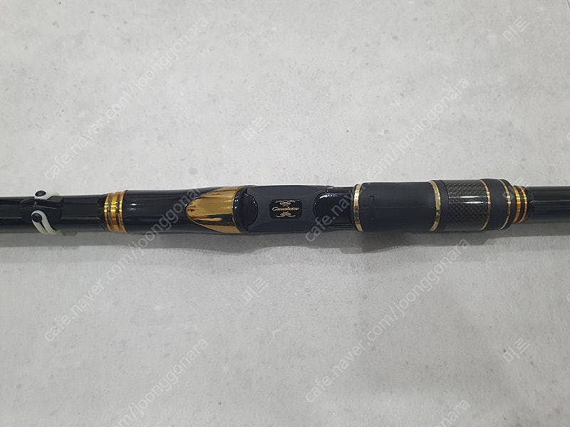 가마가츠 마스터모델 구태m53 낚시대 판매합니다.--3