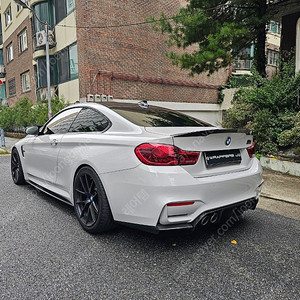 bmw f82 m4 4시리즈 테일램프 데루등 팝니다 브레이크등