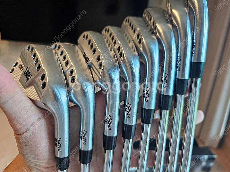 PXG GEN3 4번~W 7개 아이언 팝니다.--4
