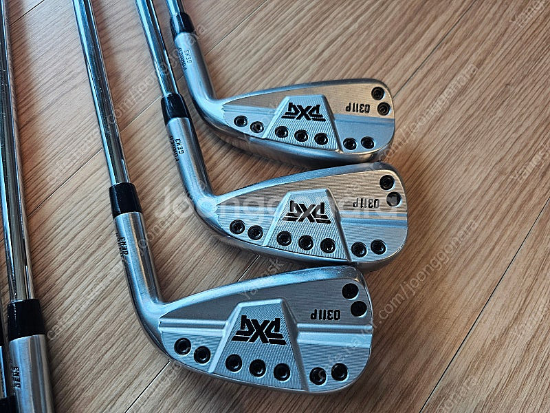 PXG GEN3 4번~W 7개 아이언 팝니다.--9