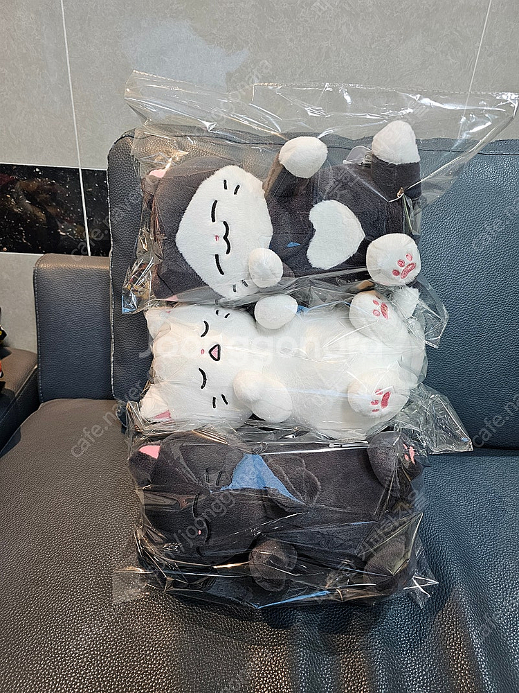 냐한남자 잠자는 춘배 민수 나비 중형 인형 새거 팔아요--4
