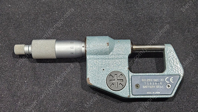 Mitutoyo 0~25mm (0.01mm / No 293-561-30) 마이크로미터 중고 판매 이미지