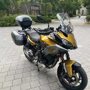 2020 f900xr 갈바닉골드 (1대차주)