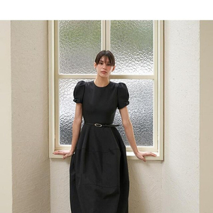 플로움 RIBBON PUFF DRESS 1회착용