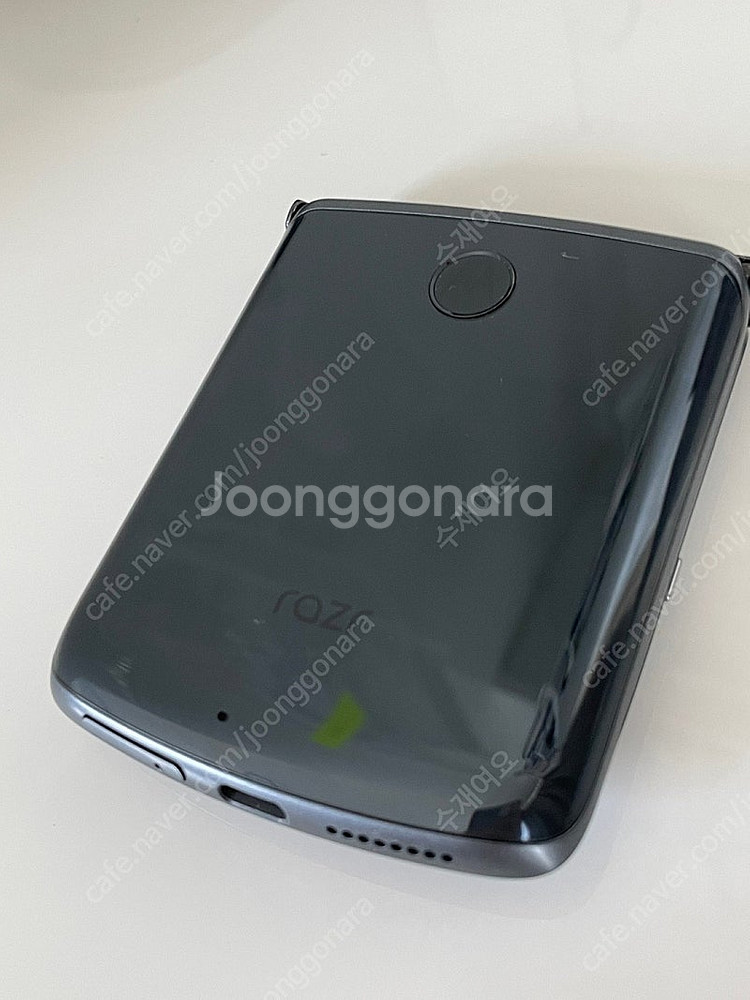 모토로라 레이저 2020 5g 판매합니다--2