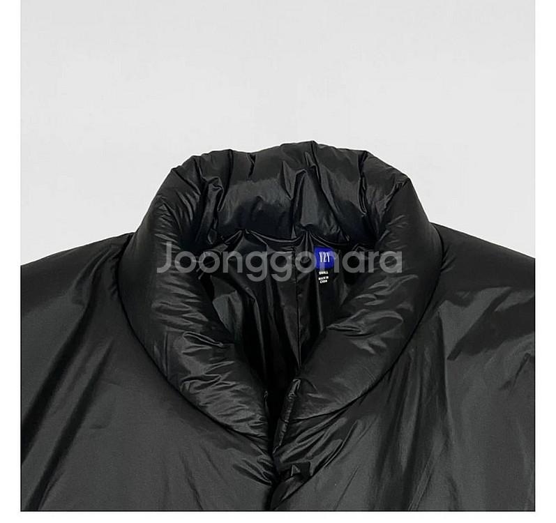(새제품) Yeezy Gap 이지갭 롱 라운드 패딩 라지--1