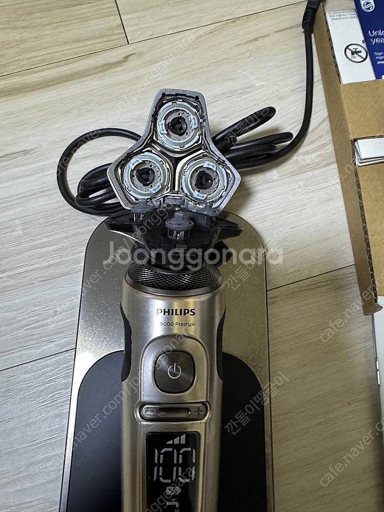 필립스SKinlQ9000프레스티지 sp9873/15면도...--1