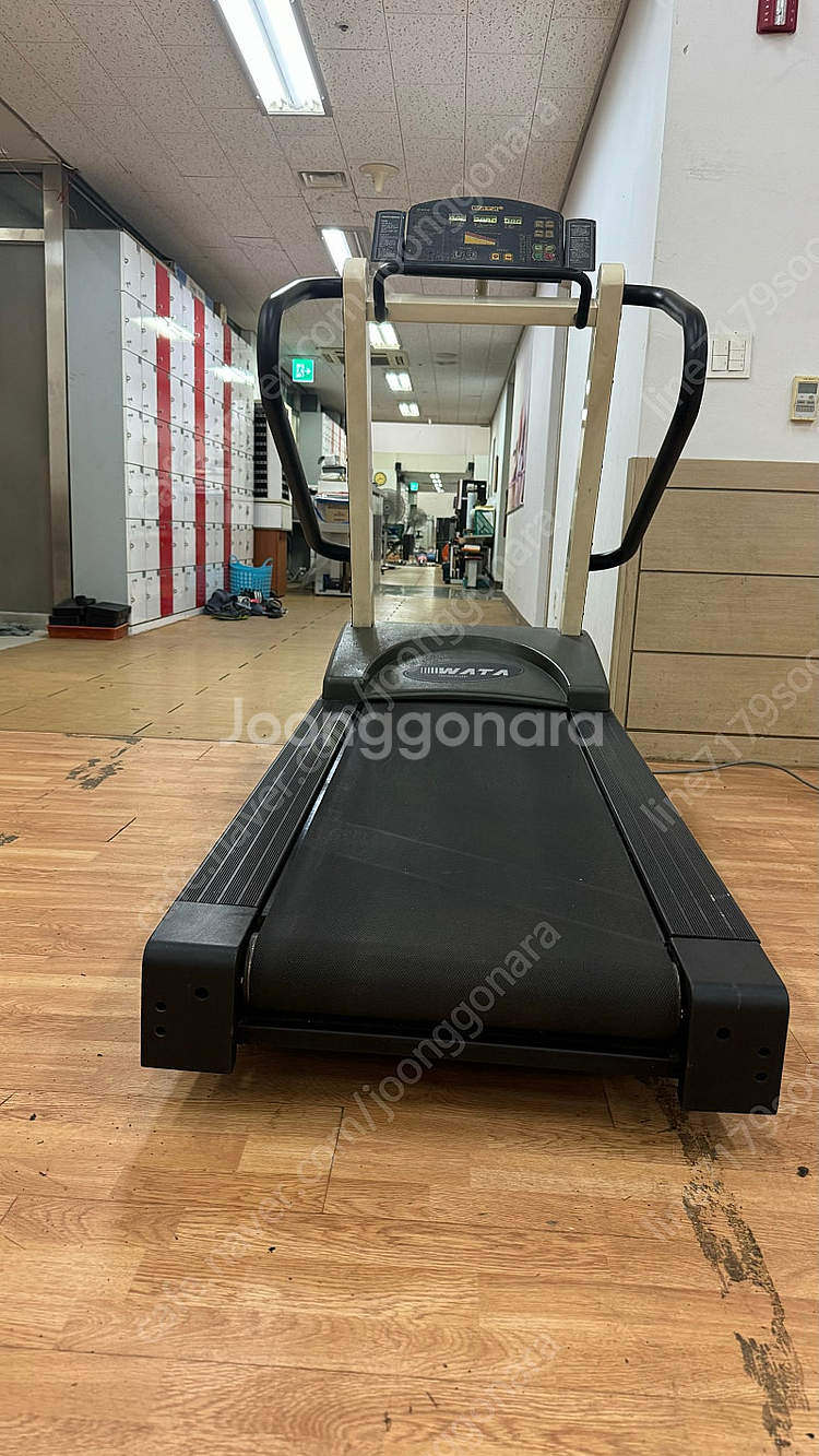 클럽용 런닝머신 팝니다(와타3500)--3