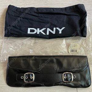 DKNY 클러치