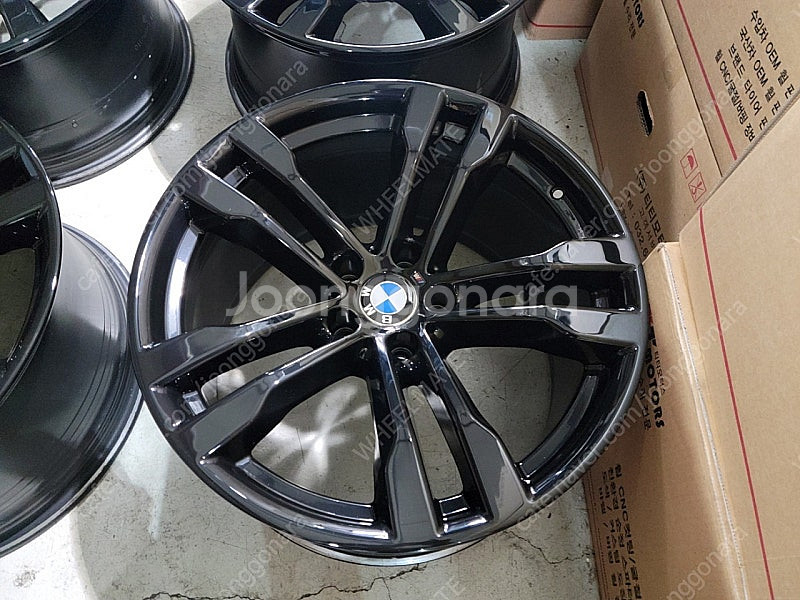 [판매] BMW F15 X5 468M 20인치 정품 휠...--2