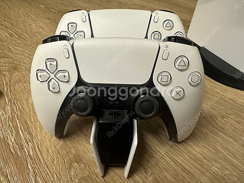 PS5 플스5 디지털 에디션 +추가 듀얼센스+무선헤드셋...--5