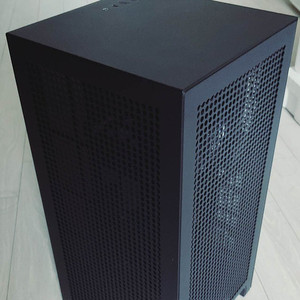 nzxt h1 v2케이스 팝니다 (itx , sff, artic 92mm)