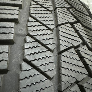 콘티넨탈 윈터타이어 225/40/18