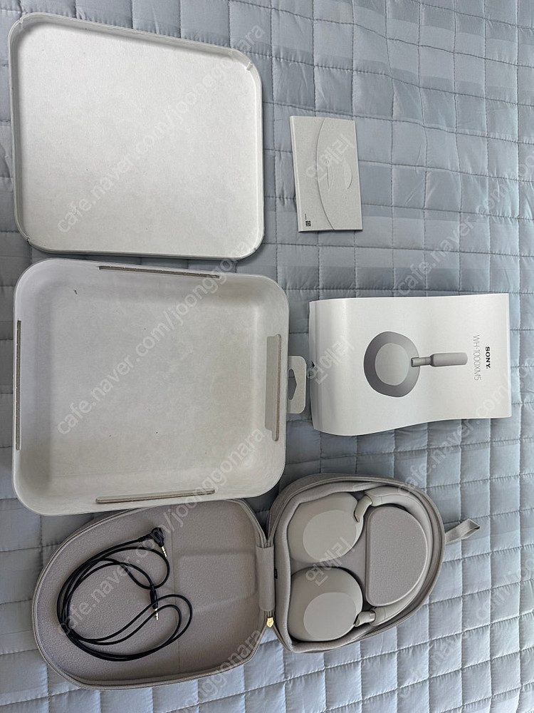 SONY WH-1000XM5 플래티넘 실버 (1달 사용) 헤드폰 판매합니다.--1