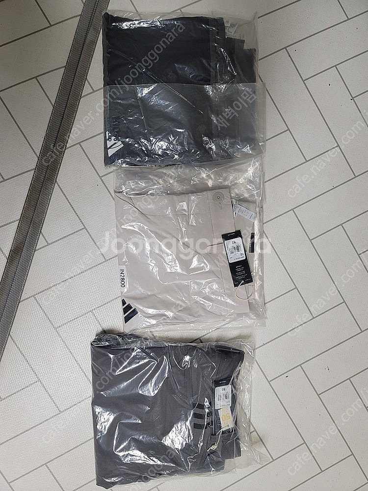 이디다스 골프바지입니다--0