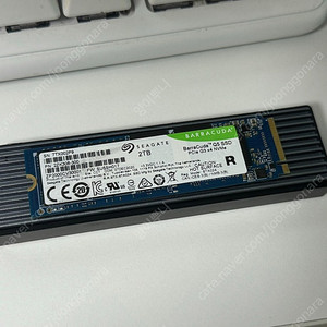 씨게이트 SSD 2TB 팝니다