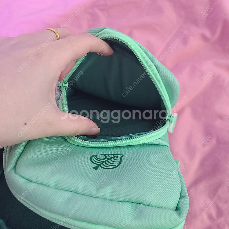 닌텐도 동물의숲 숄더 파우치--3