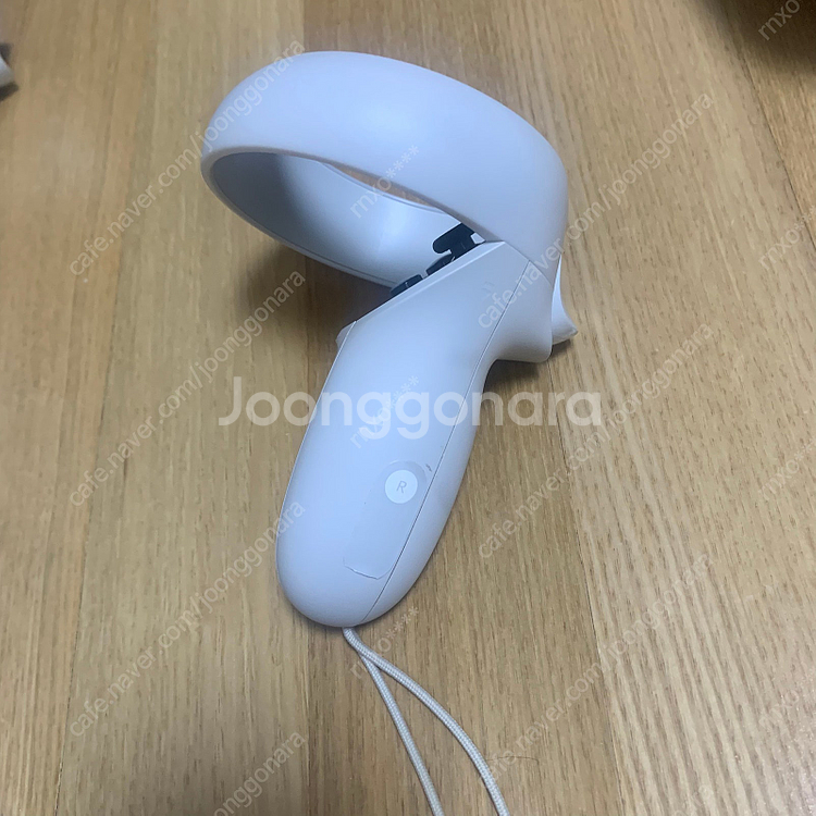 오큘레스 퀘스트 2 (256gb) + 악세사리 + 유료...--4