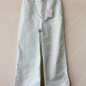 (새제품) The Vacation Shop_더베케이션샵 Flora Wide Pants 프로라 와이드 팬츠, 꽃무늬 팬츠