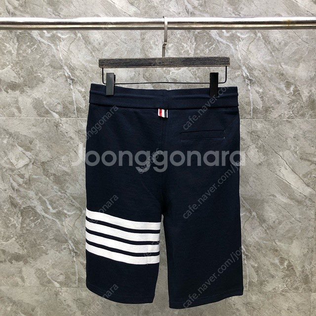 톰브라운 사선 고래 쇼츠 밴딩 반바지 2칼라--5