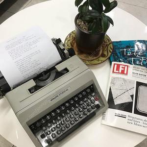 올리베티 타자기 Olivetti studio45