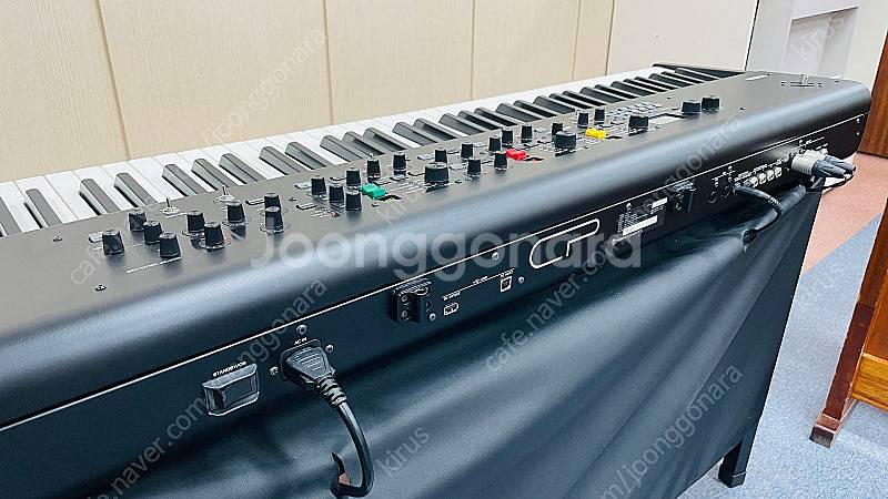 야마하 cp88 스테이지 피아노 팝니다--1