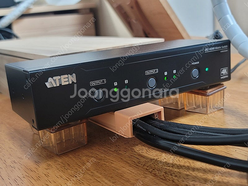 한성 4k 모니터 2대 + 화면전환 스위치 + 듀얼모니...--4