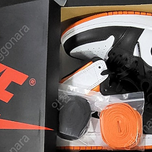 나이키 조던 (GS) Jordan 1 Retro High OG Electro Orange 230(4Y)