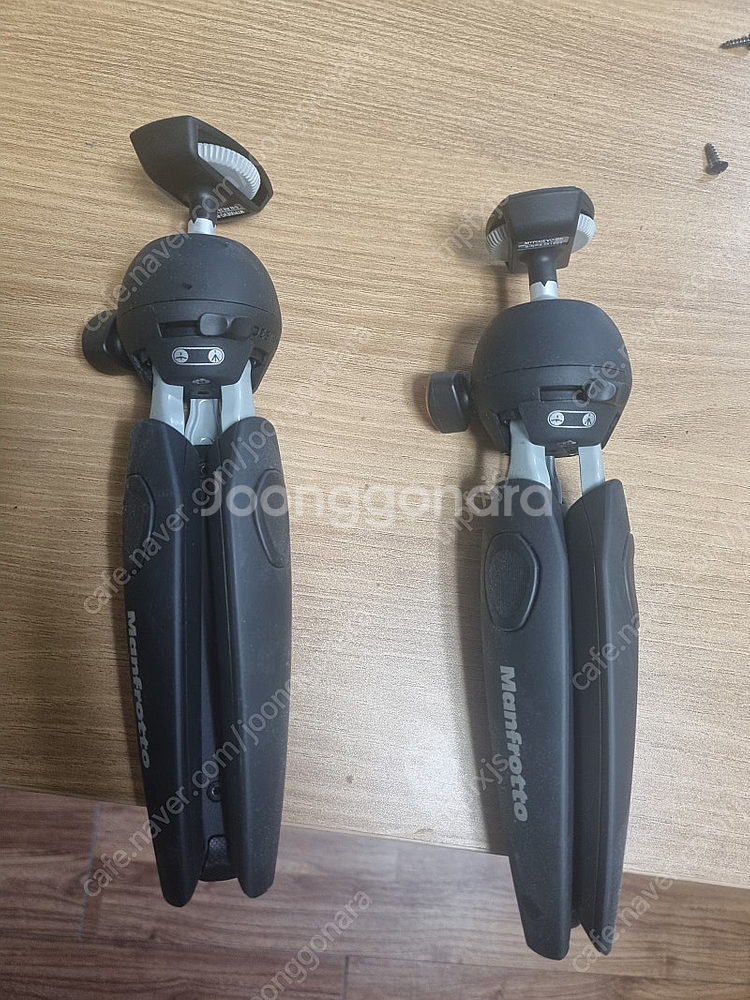 오디오엔진 A2 받침대+맨프로토 삼각대 팝니다--1