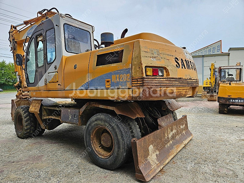 삼성 MX202W 1996년식 중고굴삭기 08 타이어식--4