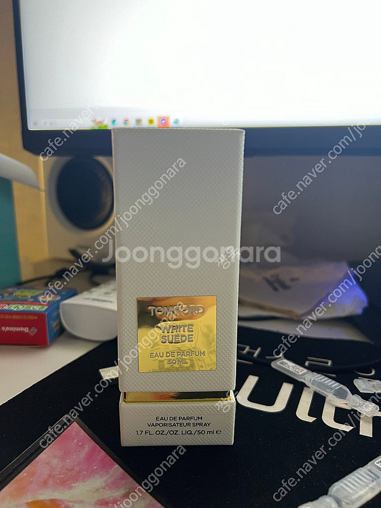 톰포드 화이트스웨이드 오드퍼퓸 50ml 미개봉--0