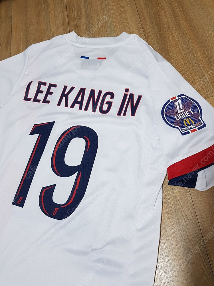 24-25시즌 PSG 이강인 홈 어웨이 축구 유니폼 상하의양말세트 판매(프랑스리그패치 포함) 이미지