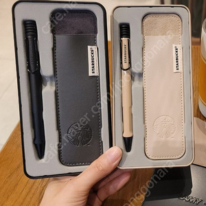 스타벅스 라미펜 샌드색상, 블랙색상 2가지