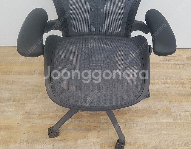 허먼밀러 뉴에어론 라이트 의자 B사이즈 풀옵션--4