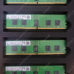 서버용 메모리 삼성전자 DDR5 PC5-38400(4,800MHz) ECC/REG 4채널 16G 4개 팝니다.