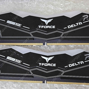 TeamGroup T-Force DDR5-7600 CL36 16gX2 팝니다