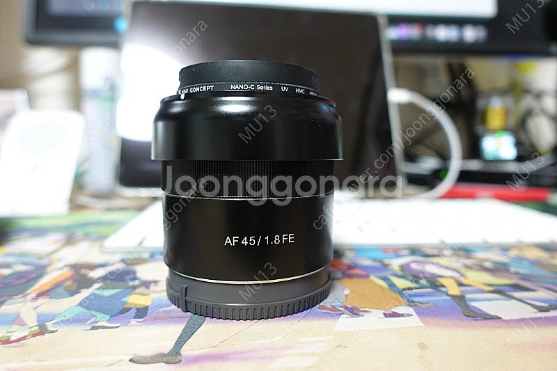 삼양 AF 45mm F1.8 소니FE 마운트 판매합니다...--0