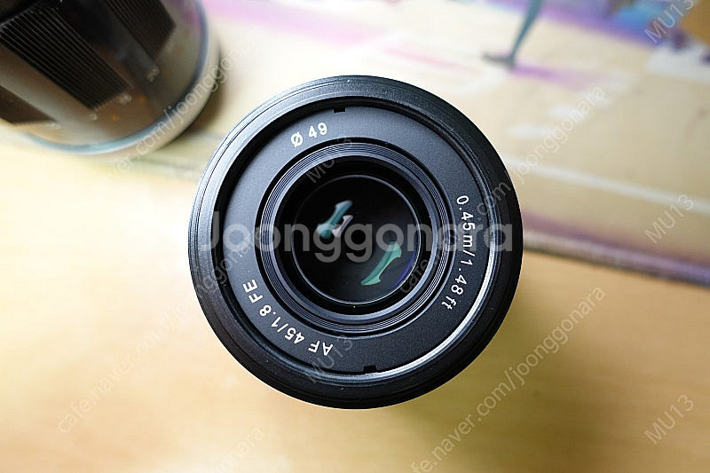 삼양 AF 45mm F1.8 소니FE 마운트 판매합니다...--1