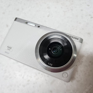 삼성 nx mini + 9mm 단렌즈