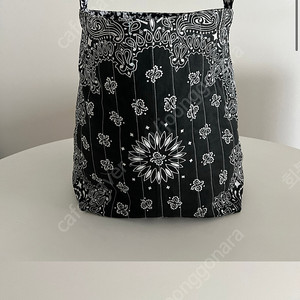 BONIYOO 보니유 QUILTED PAISLEY HOBO BAG BLACK