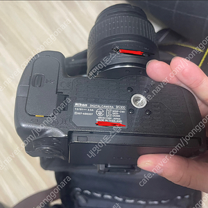 니콘 D5300 DSLR 카메라 팝니다.