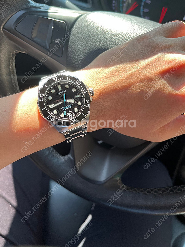 태그호이어 아쿠아레이서 300 신형 검판 42mm--4
