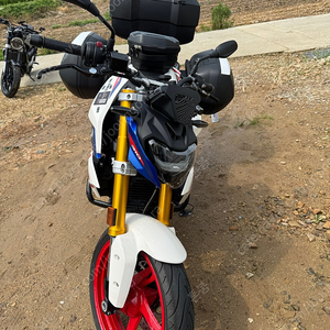 [400만원] 23년식 BMW G310R 6천키로 지넷 2채널 블박 샤드 3박스 G310