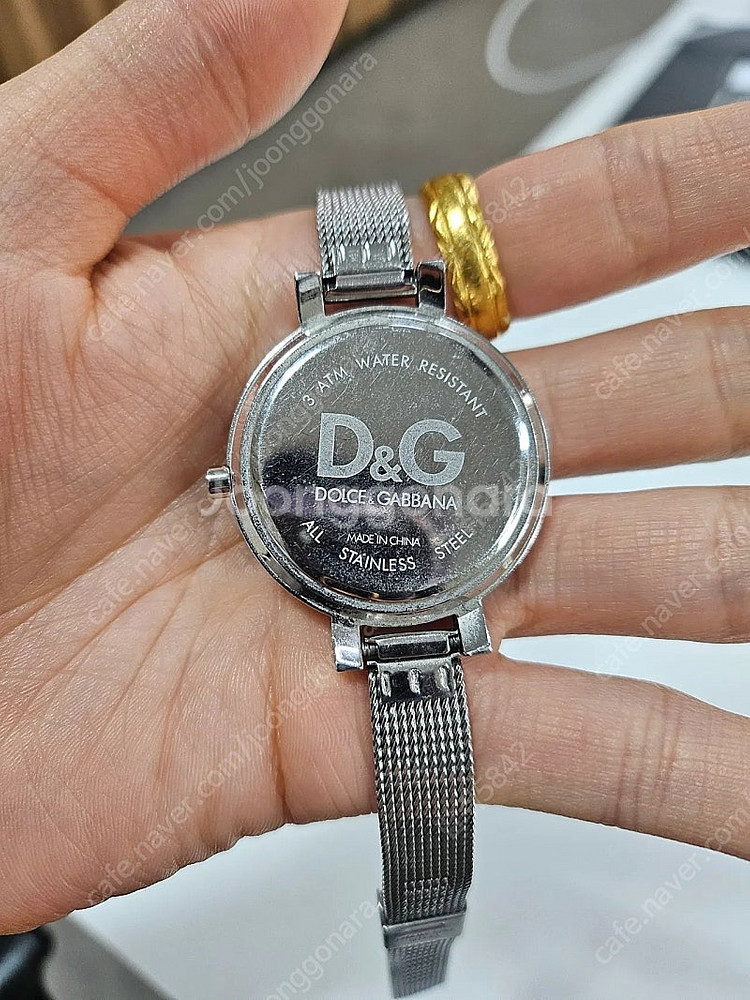 돌체앤가바나(D&G)여성손목시계팝니다~--2
