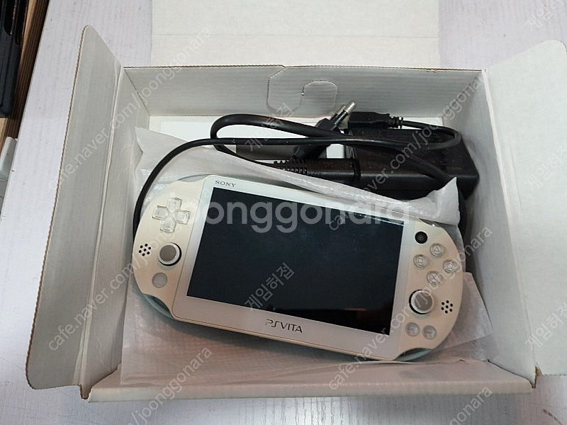 ps vita 1세대 2세대 팝니다--1