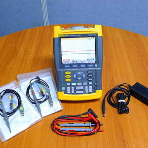 FLUKE196C 휴대용오실로스코프 스코프미터 플루크196C 멀티미터 SCOPEMETER 중고 휴대용스코프