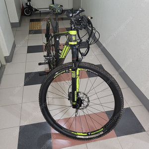 trek 트렉스 수퍼플라이 9.6 자전거 판매합니다.