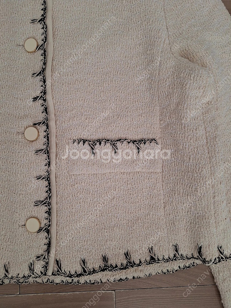 한섬-SJSJ트리밍부클레니트자켓--6